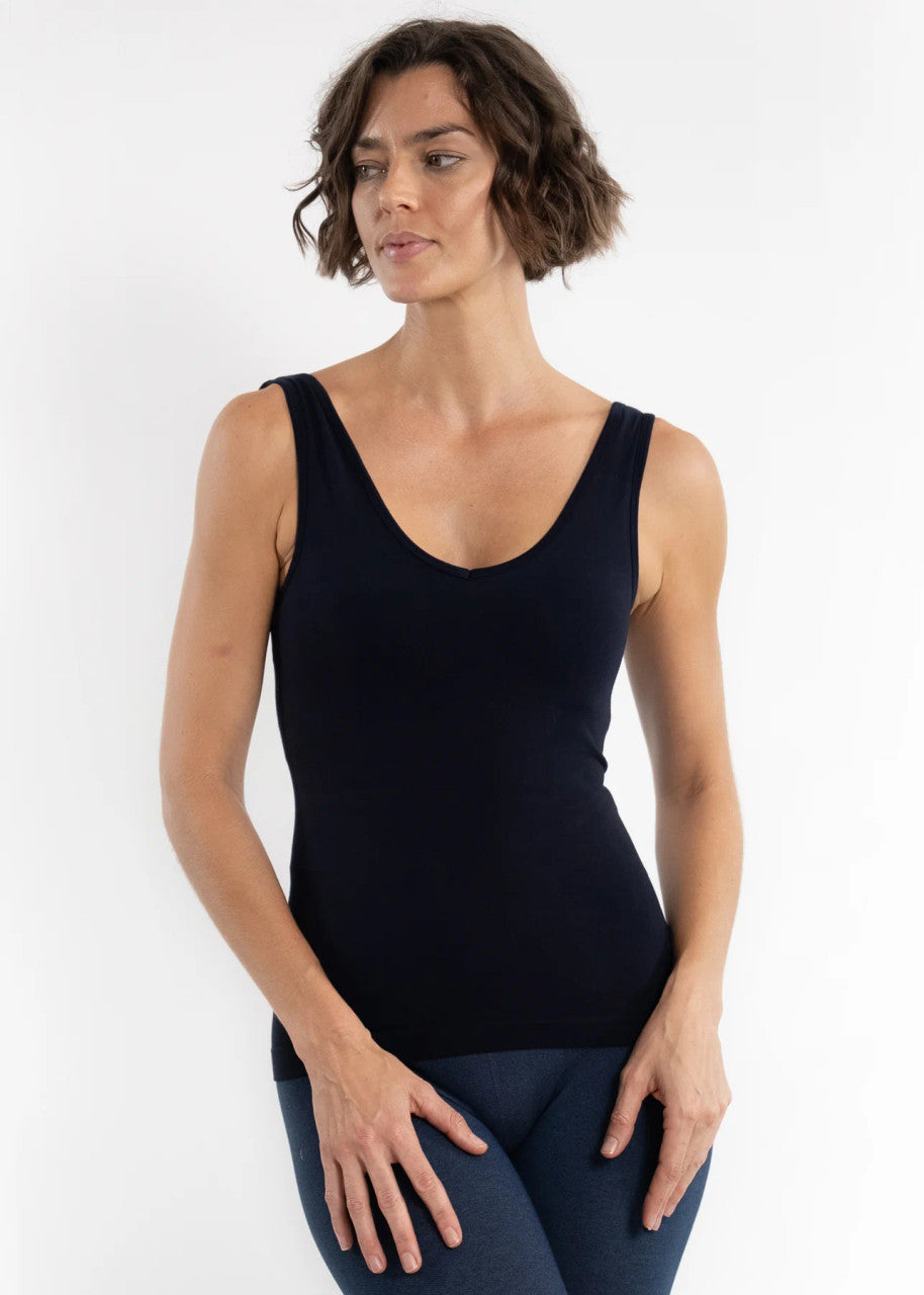 Built In Bra V-Neck/Scoop Neck