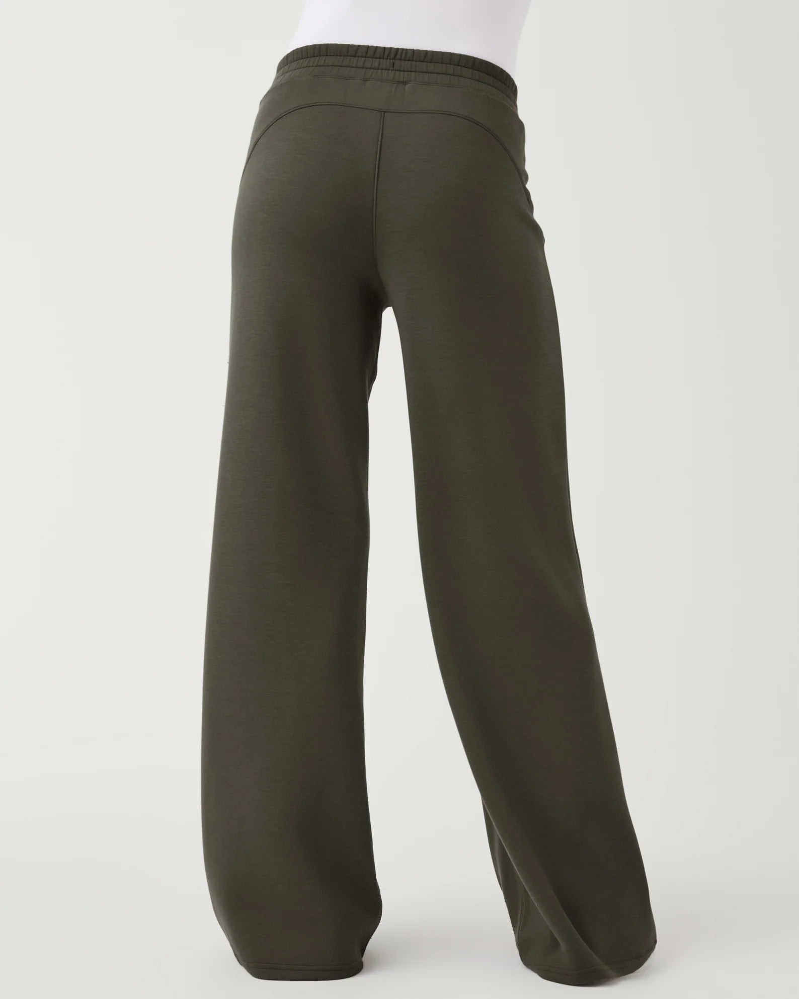 Air Essentials Wide Leg Pant