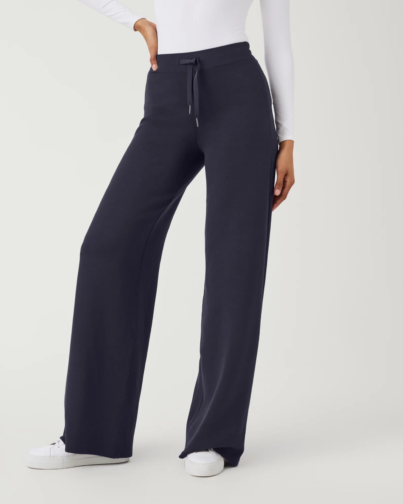 Air Essentials Wide Leg Pant