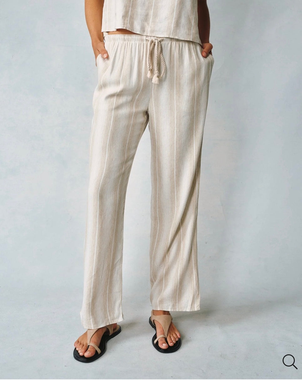 Wide leg pant with Drawcord