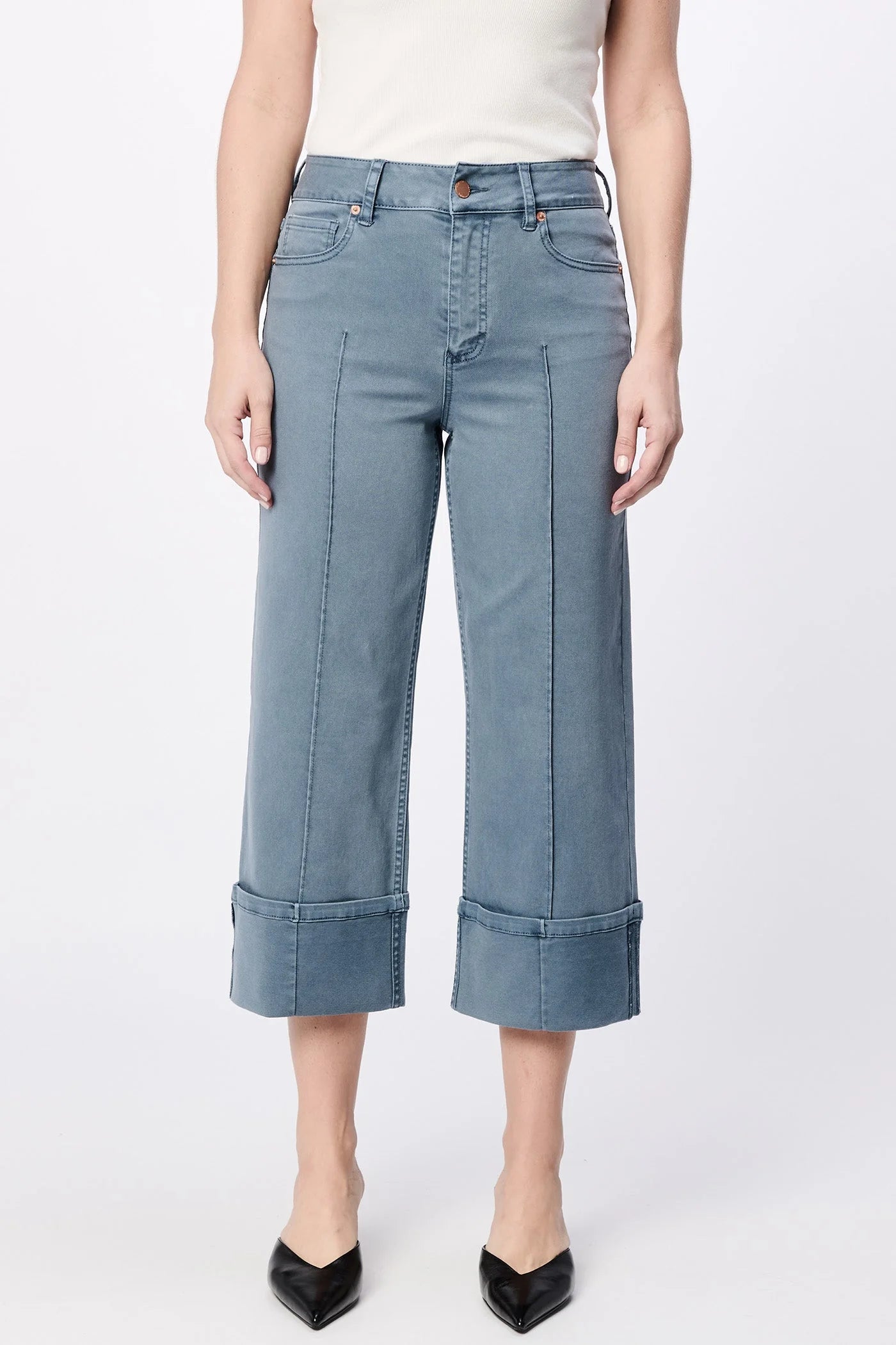 Holly Seam Front Straight Leg Crop