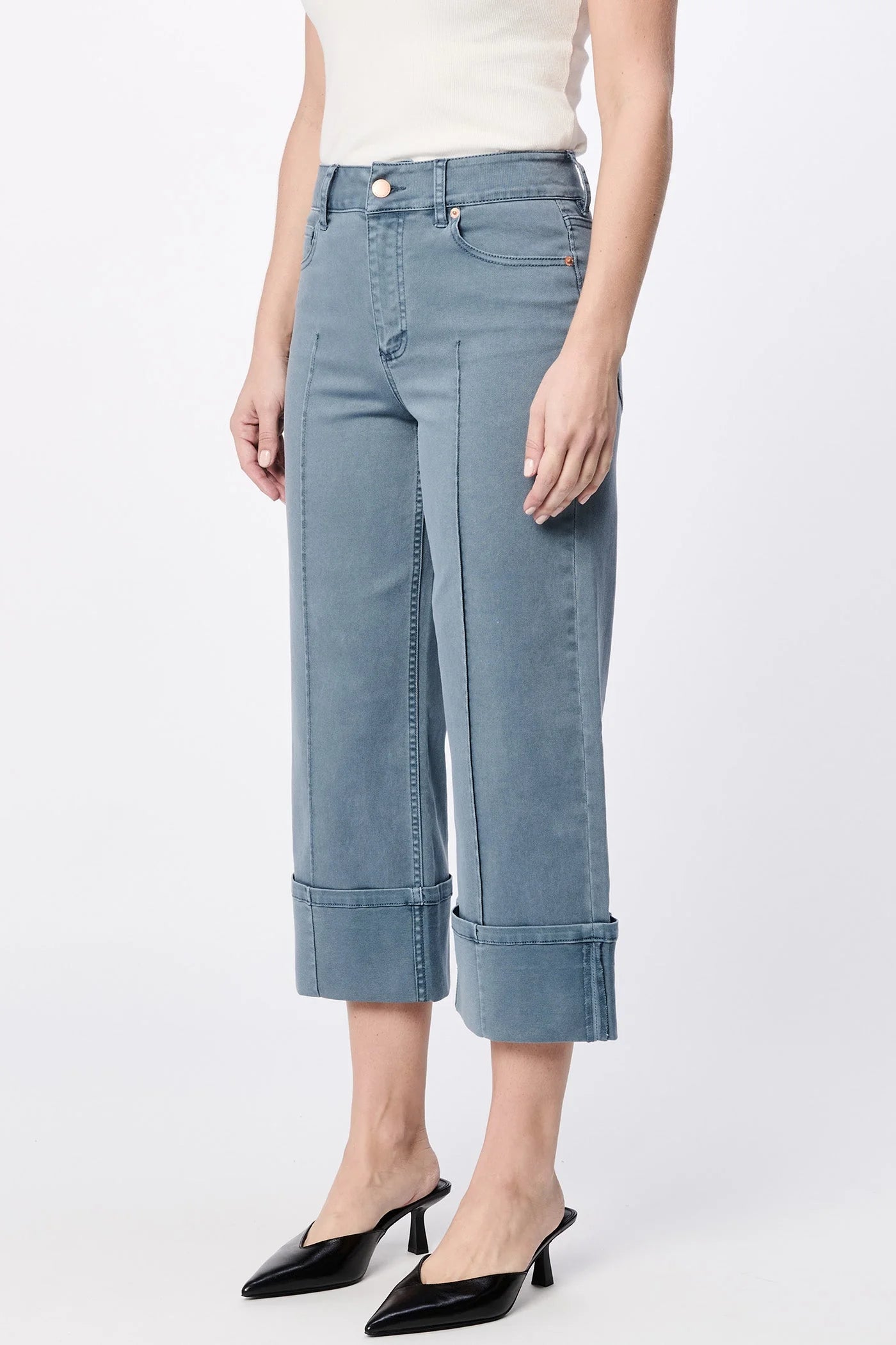 Holly Seam Front Straight Leg Crop
