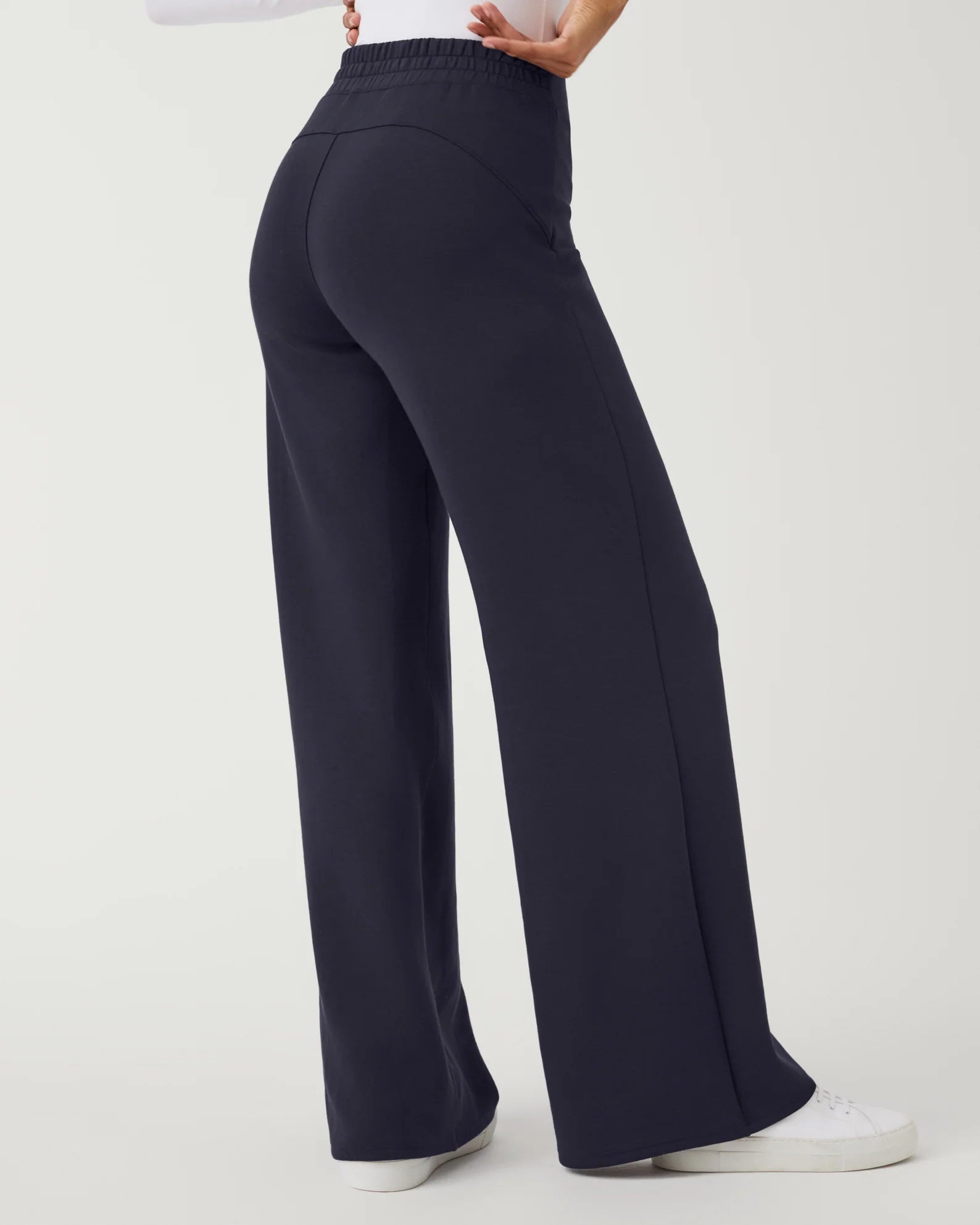 Air Essentials Wide Leg Pant