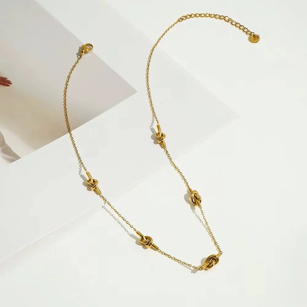 The Luxe Knot Necklace18kt Gold PlateOne Size