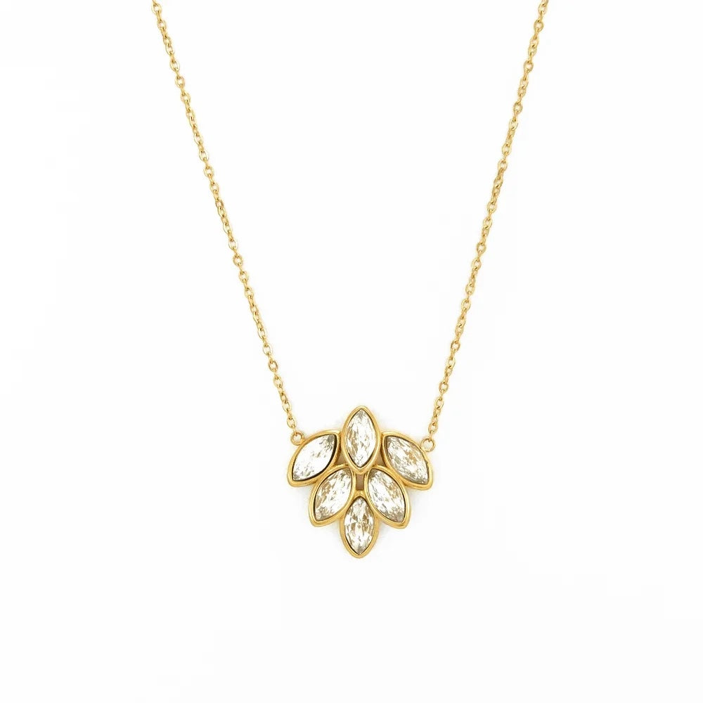 SARAYA- Leaf Necklace18kt gold plated One Size