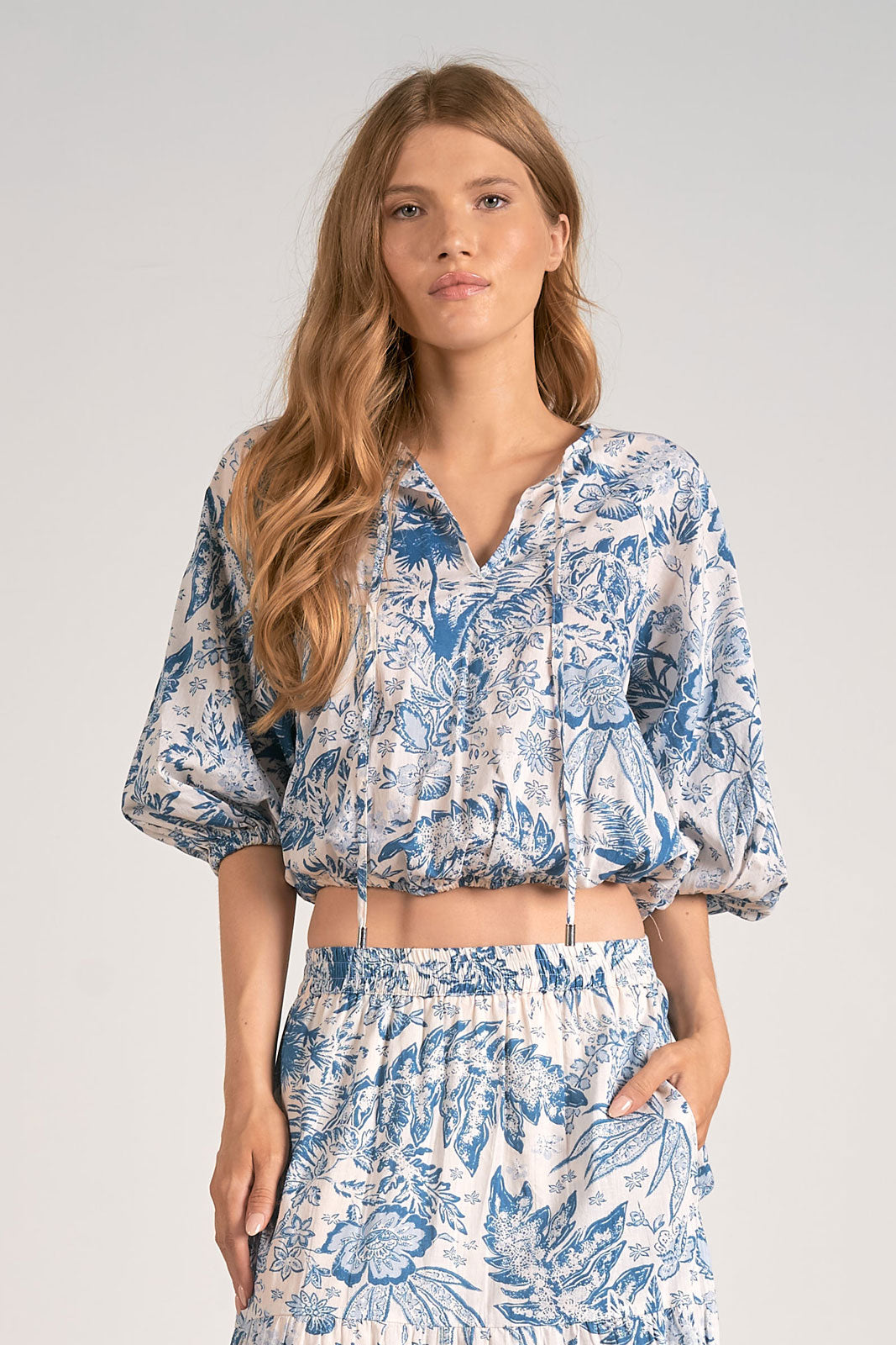 Tropic Floral Pouf Sleeve Top