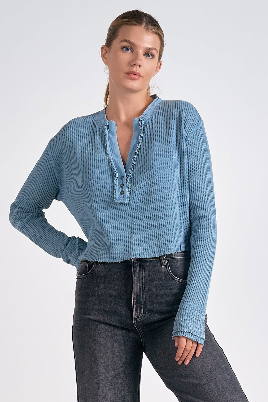 Amelia 7 Top L/S V Neck