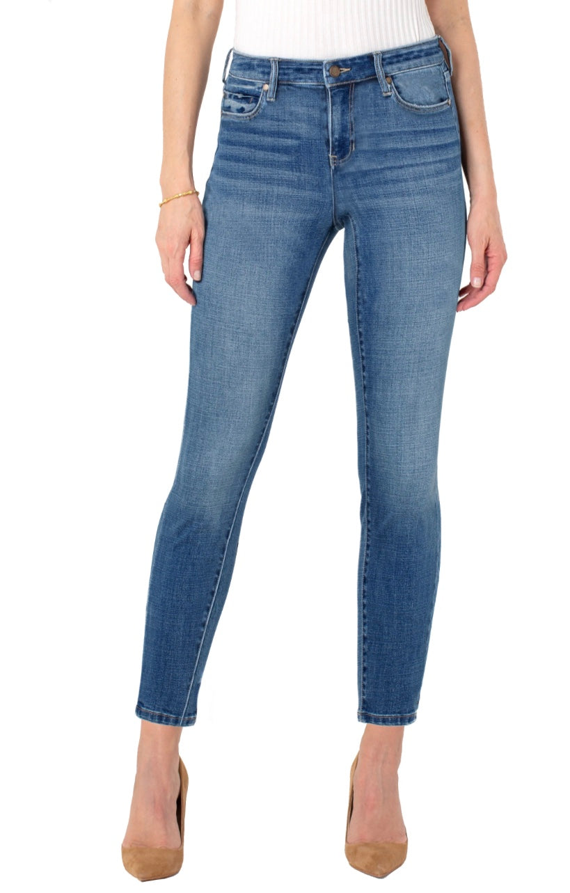 28INS Abby Skinny Jeans