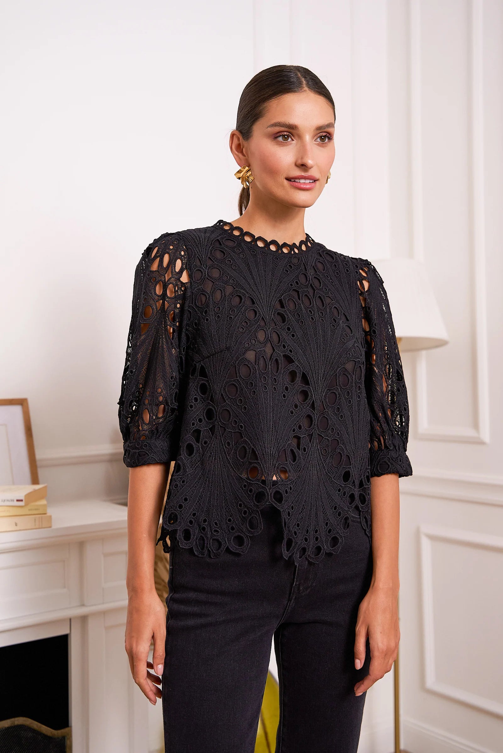Daisy Guipure Lace Top