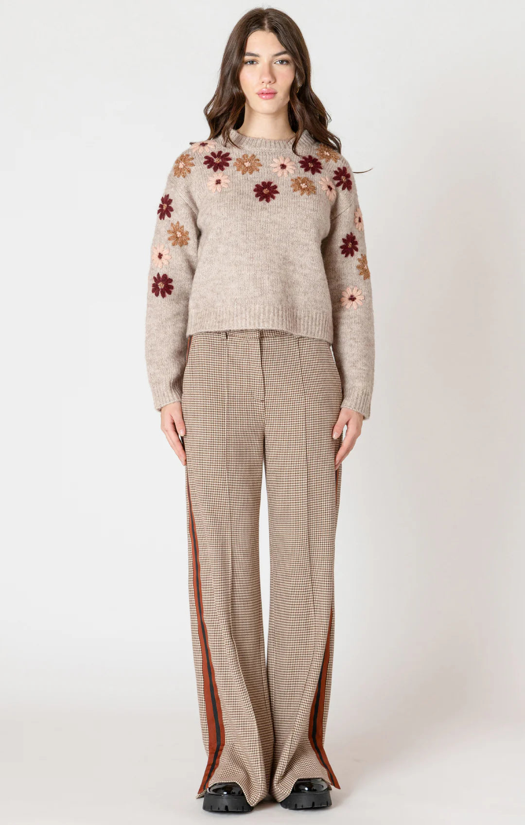 Appliqué Floral Sweater