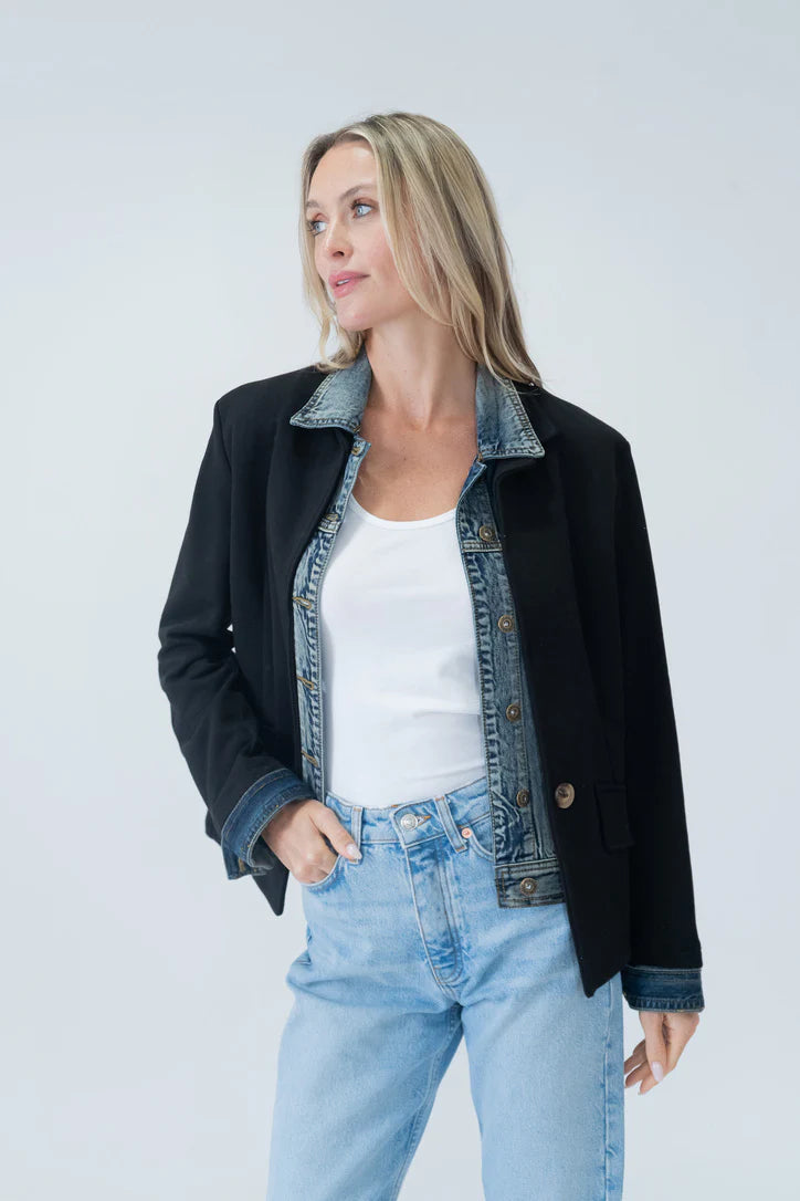 Clarissa Mix Media Jkt