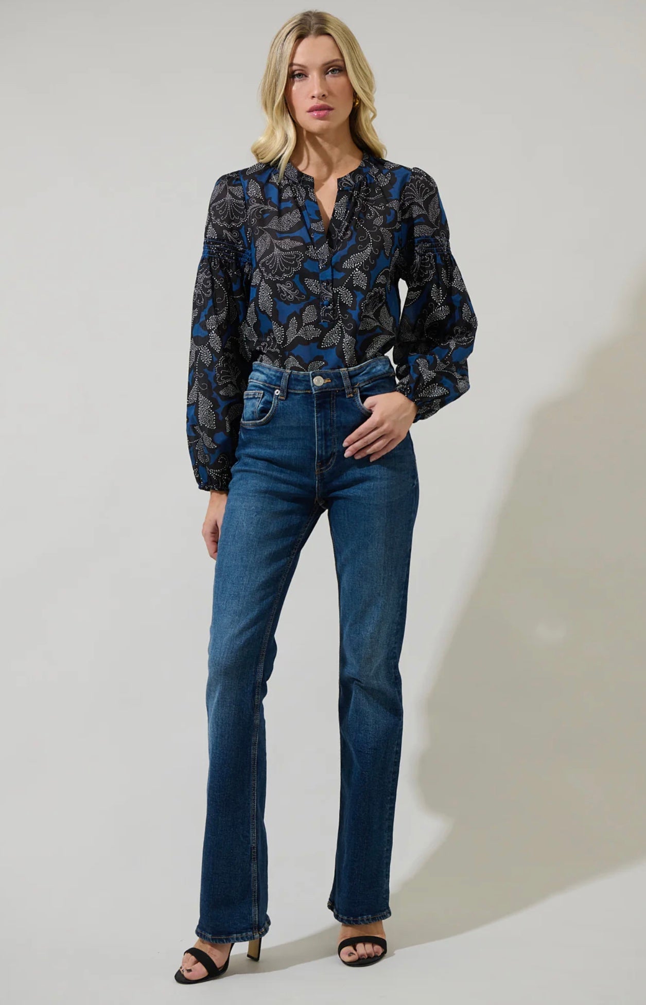 Aurina Split Neck Top