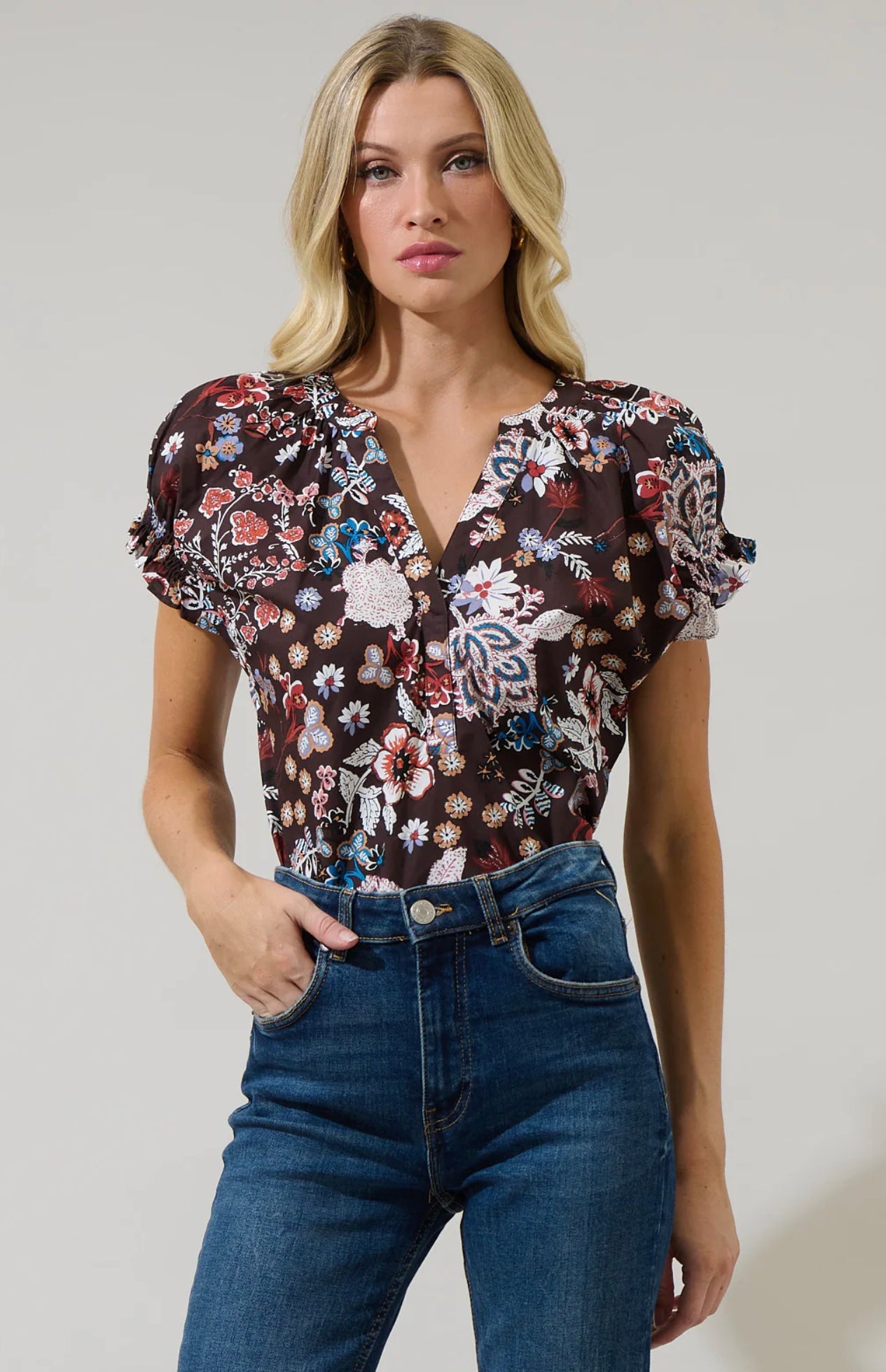 Journee Floral Ruffle Top