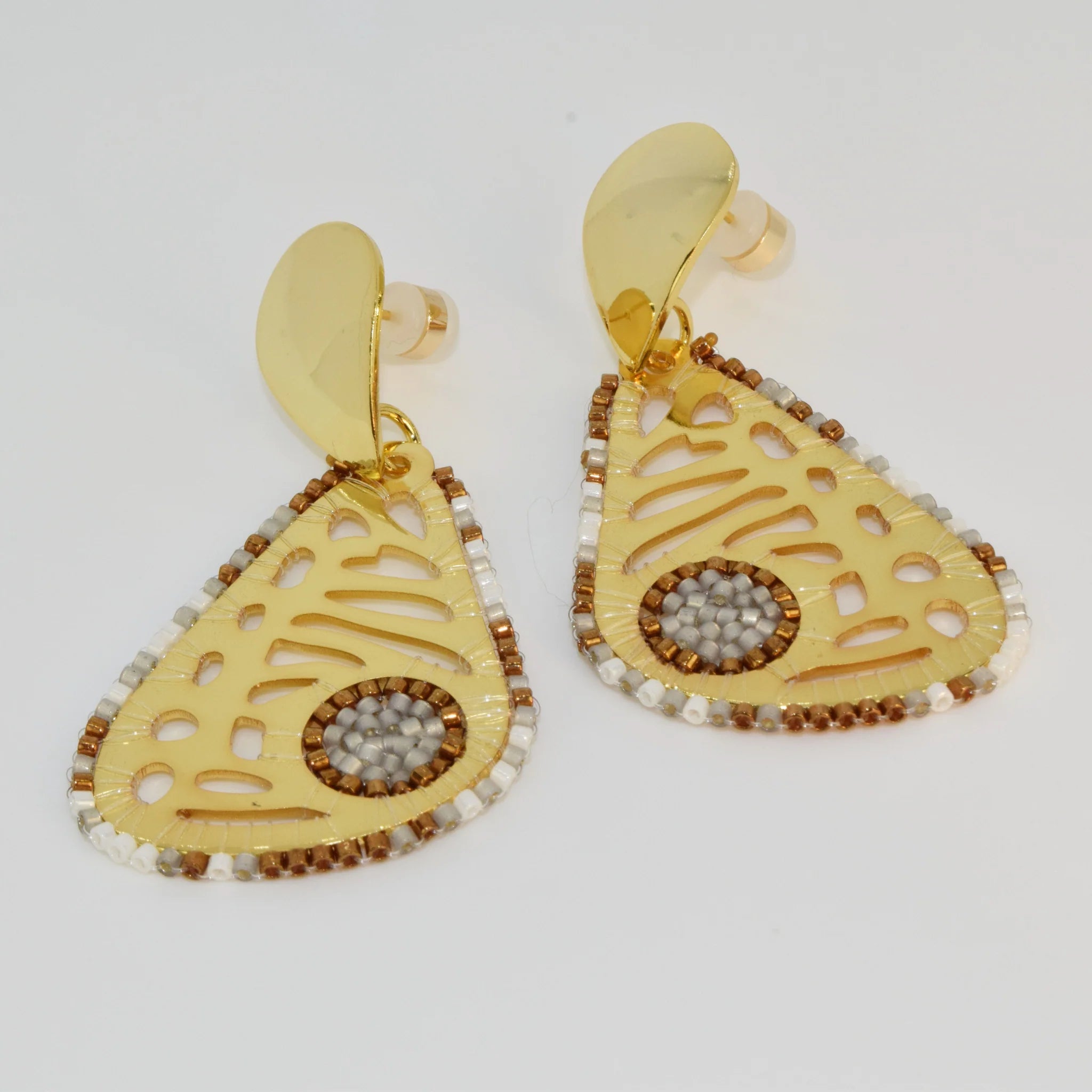 24001- Butterfly Earrings - 18kt. gold plated - One Size